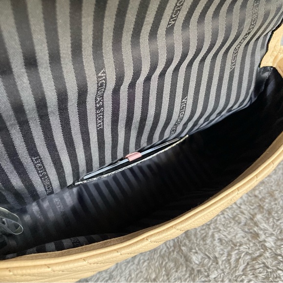 Victoria’s Secret The Victoria Medium Shoulder Bag - Picture 9 of 11